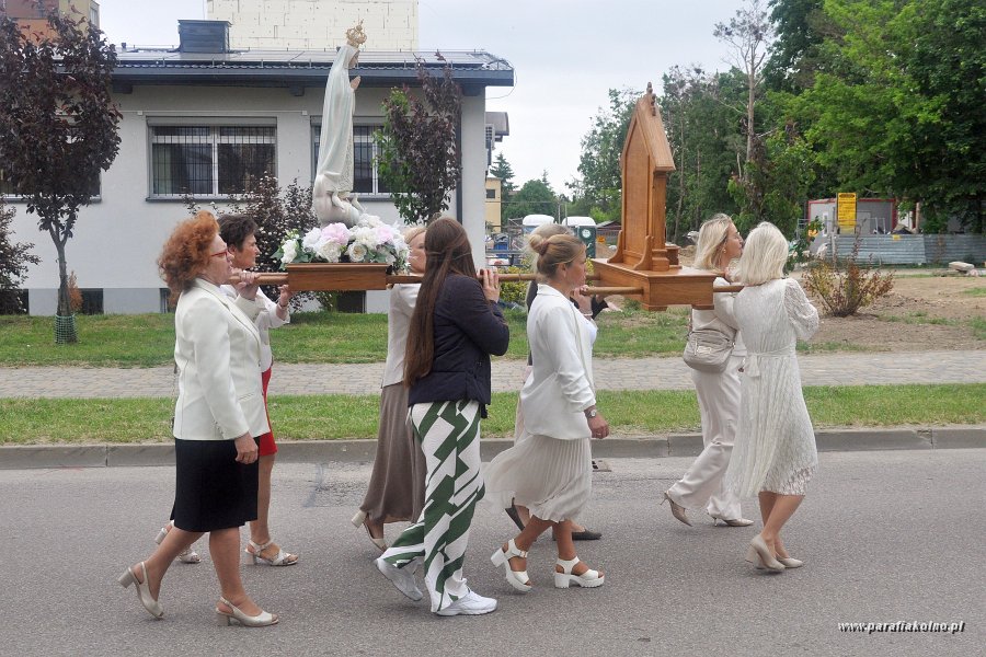 052 Procesja eucharystyczna.jpg